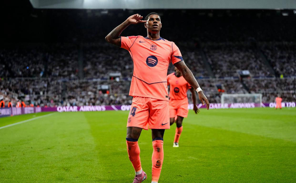 拉什福德9分钟2球+世界波破门，巴萨2-1击败纽卡，欧冠首秀告捷